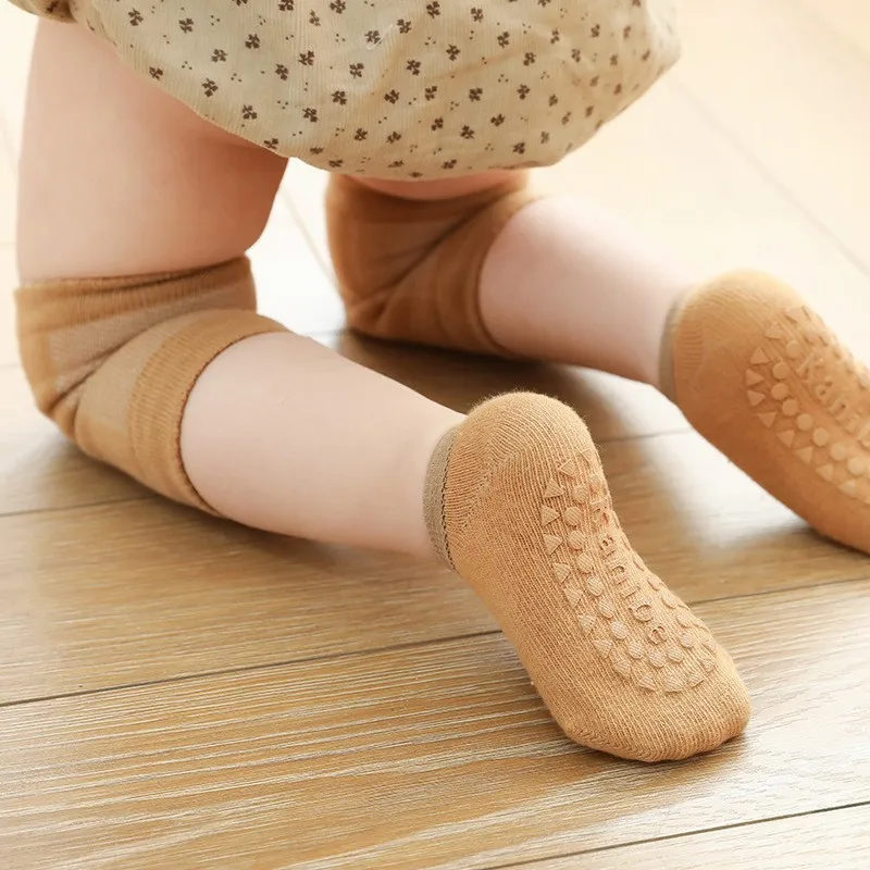 เด็กเข่า Pads ถุงเท้าชุดสีทึบถ - Baby Knee Pad Crawling บทวิจารณ์และราคา